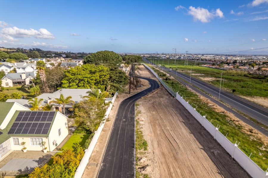 3 Bedroom Property for Sale in Zevenzicht Western Cape